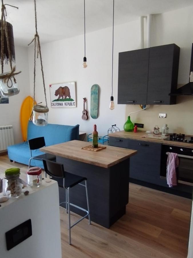 La Casina Di Lorenzo Apartment Livorno Bagian luar foto